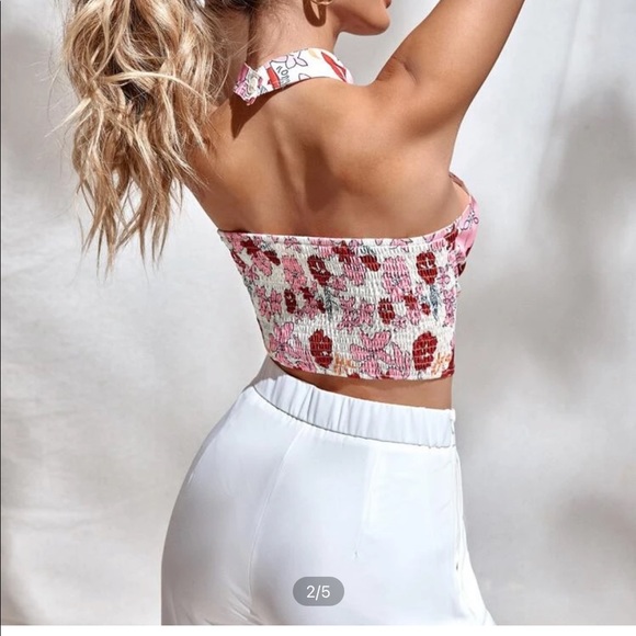 COPY - Brand new floral halter top. Size medium - Picture 2 of 4